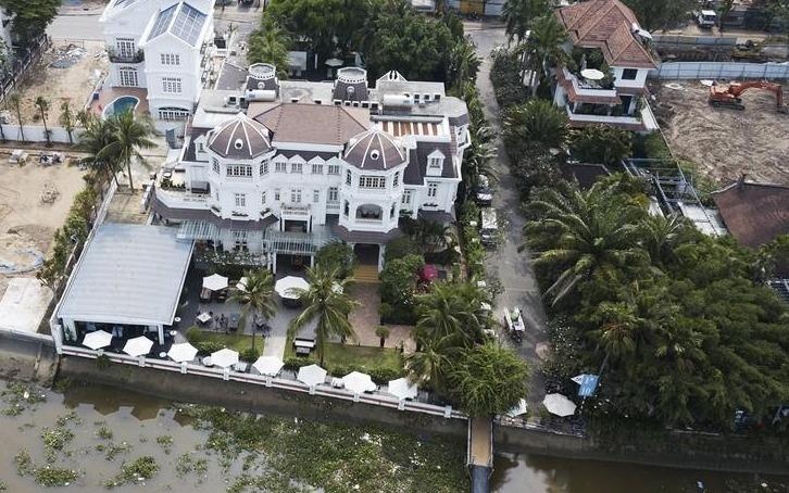 'Do barie tra lai hem Thao Dien nhung bo song Sai Gon van bi chiem' hinh anh