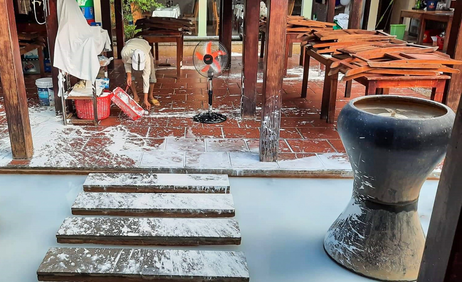 nha dan bi khung bo bang son anh 2