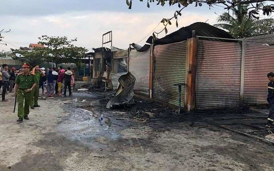 cháy nhà hàng ảnh 1 chay nha hang anh 1