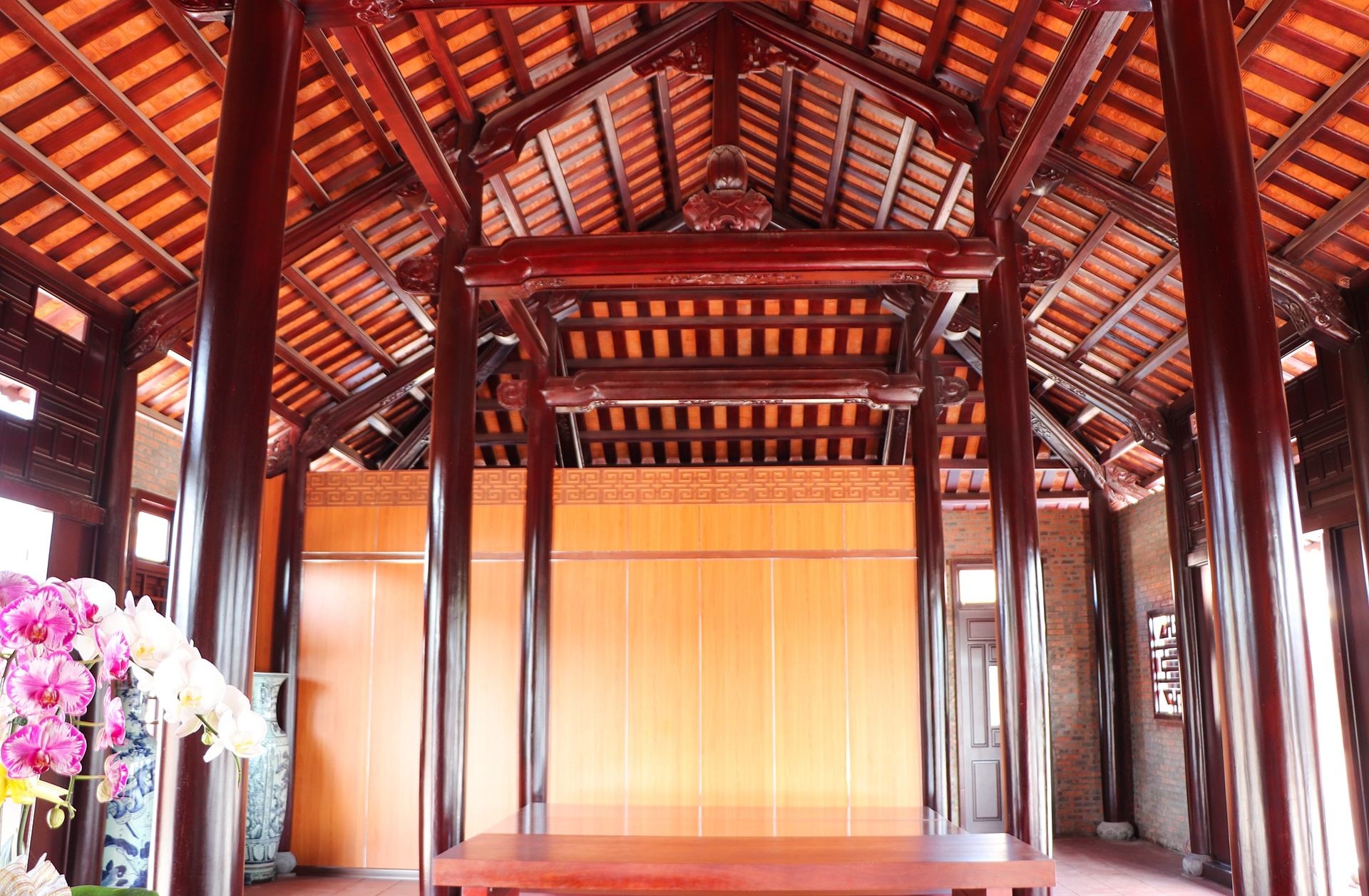 biet phu moc len giua rung anh 6