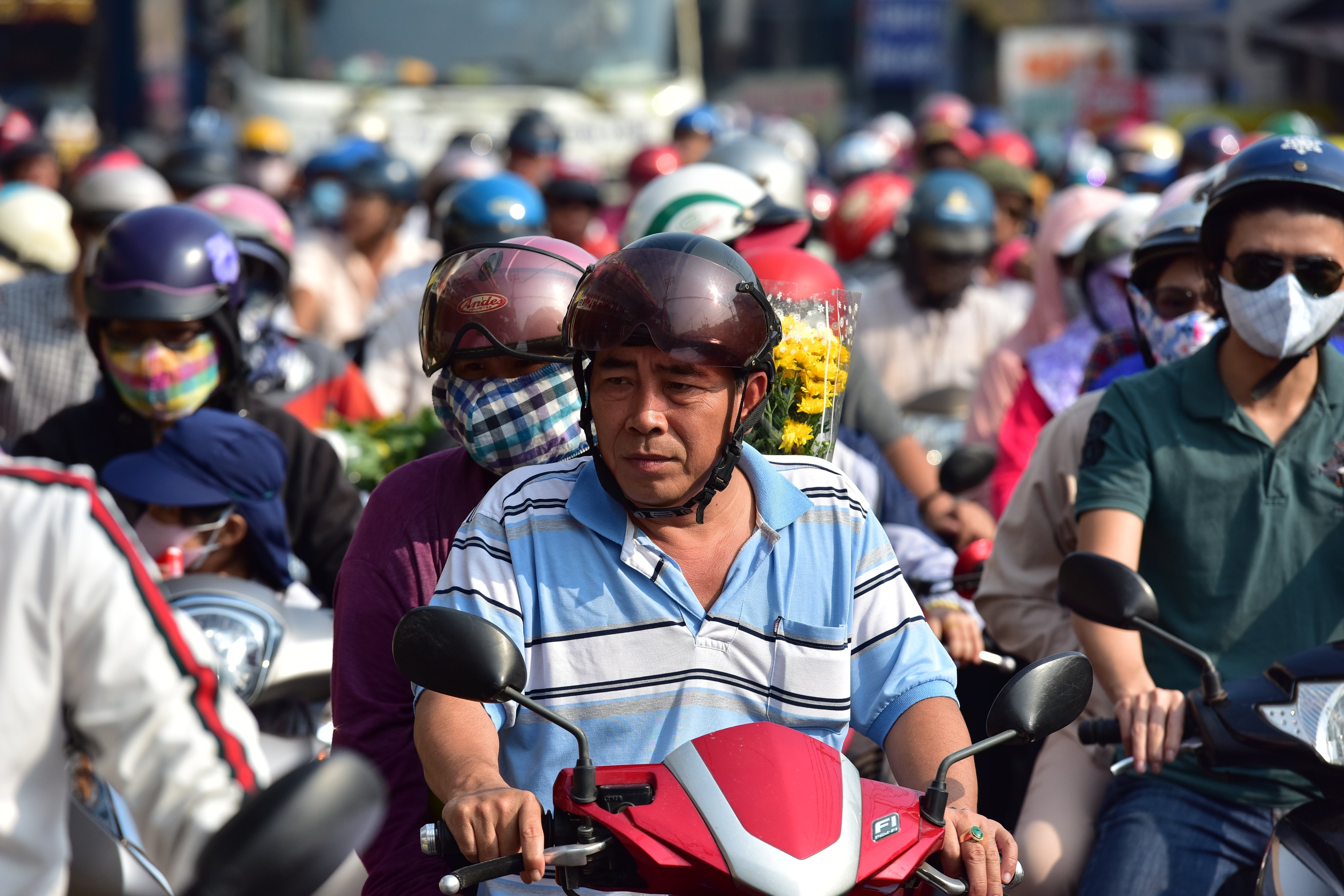 Quoc lo 50 ket cung nguoi di tao mo hinh anh