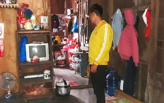 hiếp dâm bạn gái ảnh 1 hiep dam ban gai anh 1