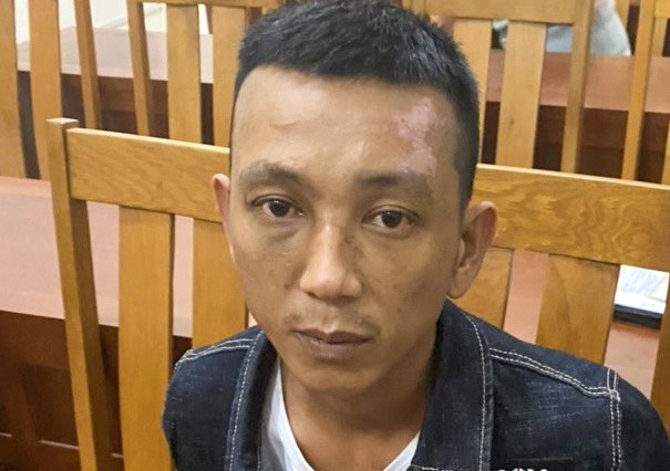 Khoi to 9X dam chet nguoi do mau thuan khi choi bau cua dip Tet hinh anh