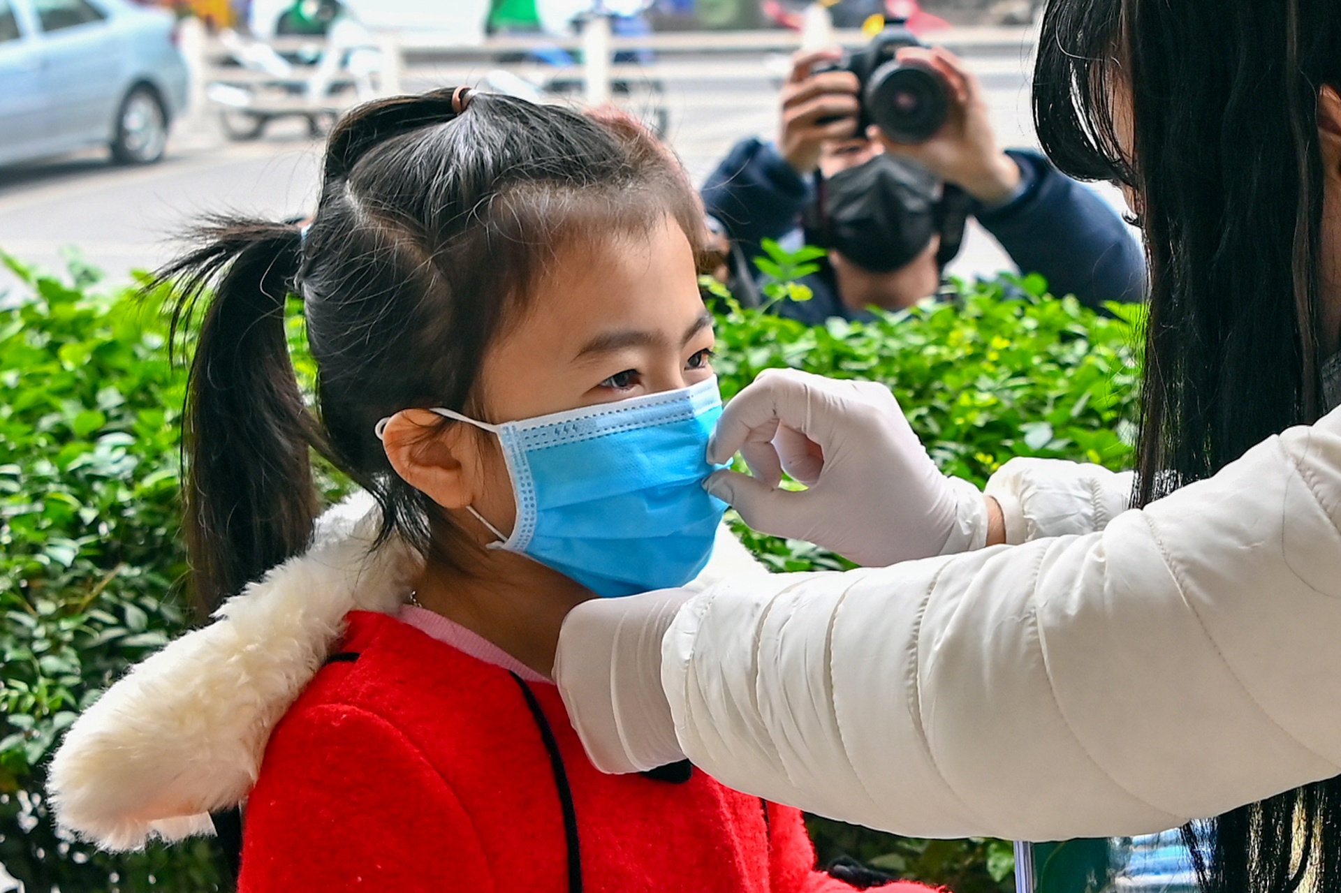 So Giao duc Quang Nam lay y kien phu huynh de hoc sinh den lop tu 2/3 hinh anh