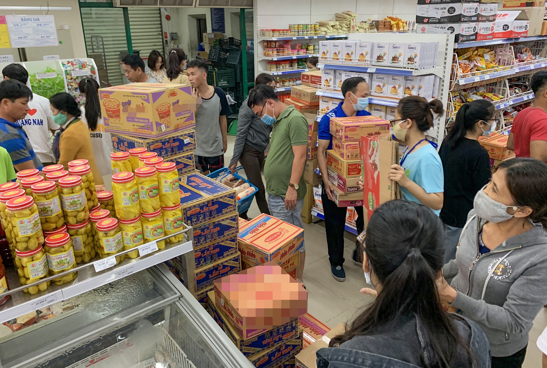 tich tru hang hoa trong dich covid-19 anh 1