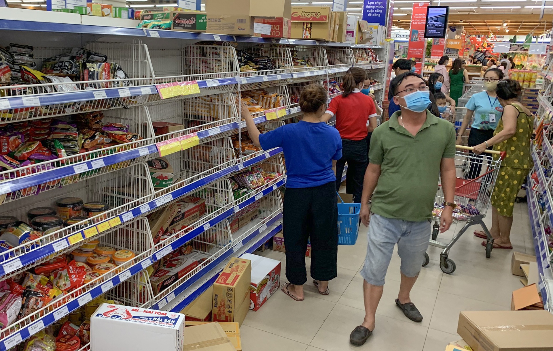 Quang Nam, Da Nang yeu cau khong tru luong thuc trong dich Covid-19 hinh anh