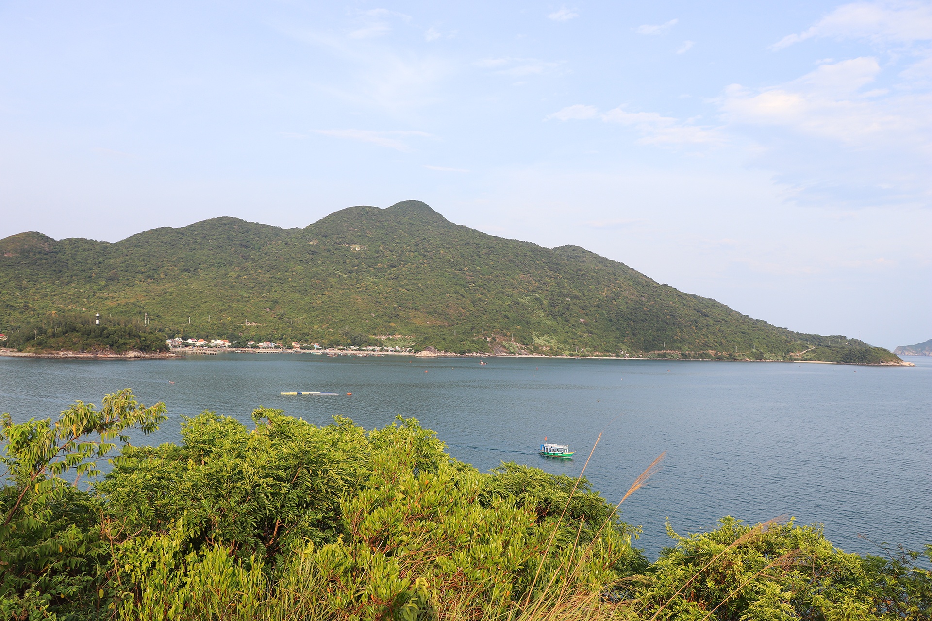 dung don khach de chong dich covid-19 anh 1