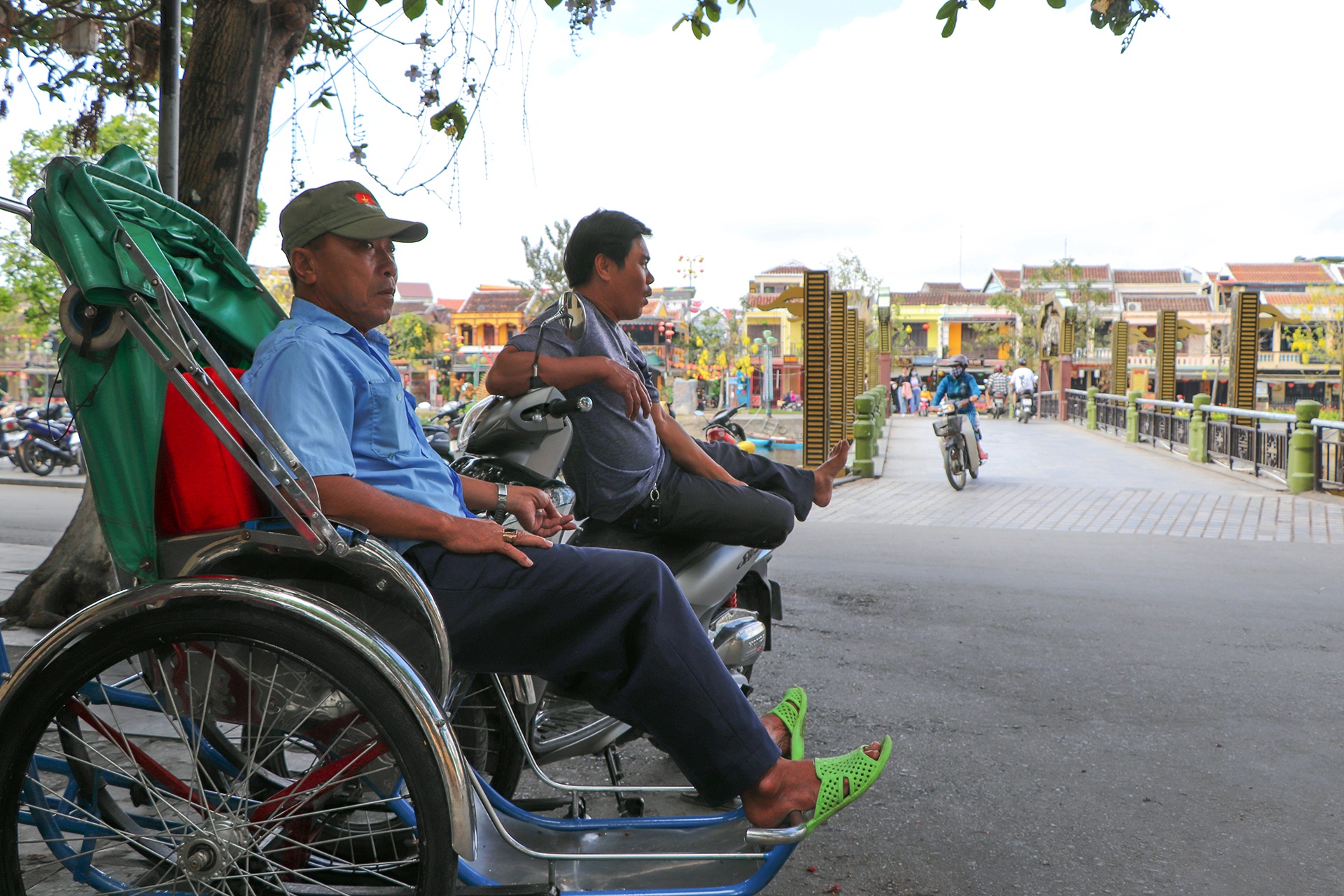 Hoi An vang khach le 30/4 anh 8