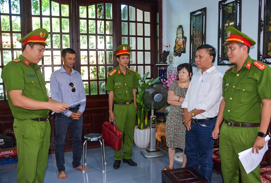 truong phong nhan hoi lo anh 1