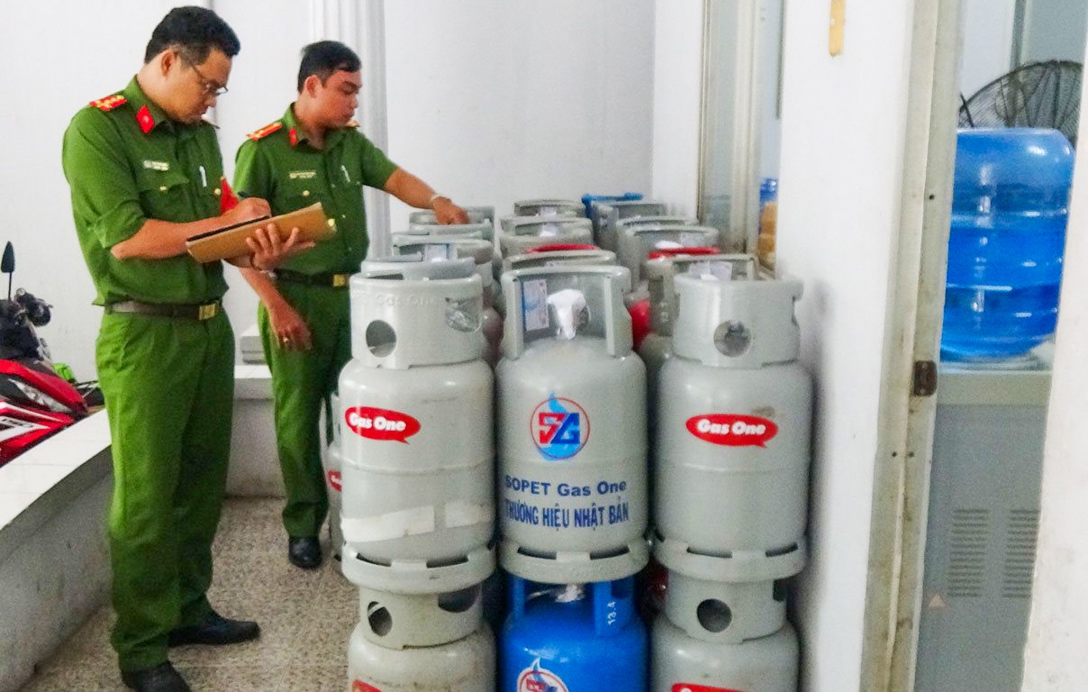 cơ sở sang chiết gas trái phép ảnh 1 co so sang chiet gas trai phep anh 1