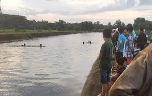 hoc sinh lop 7 duoi nuoc anh 1