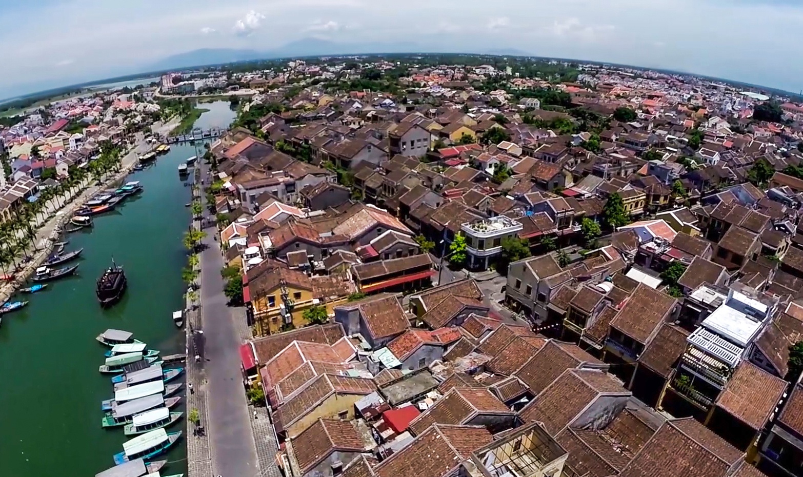 cach ly xa hoi TP Hoi An anh 1