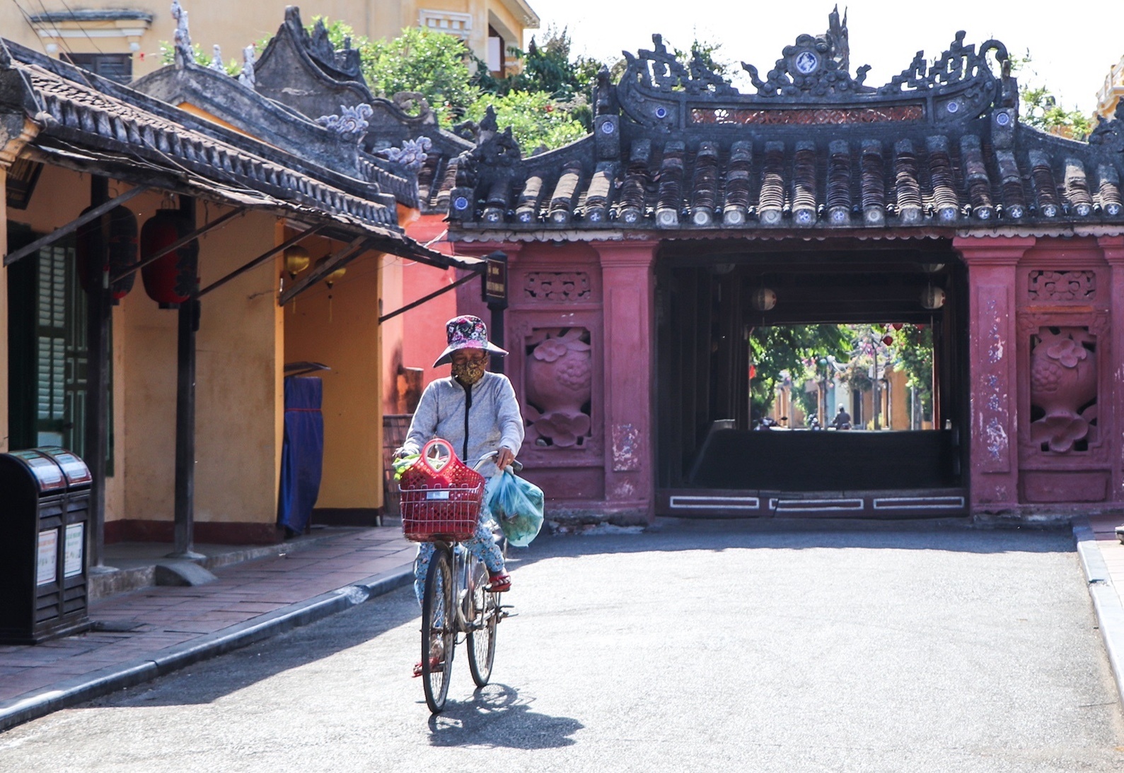 cach ly xa hoi TP Hoi An anh 2