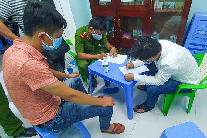 nam thanh niên trốn cách ly ảnh 1 nam thanh nien tron cach ly anh 1
