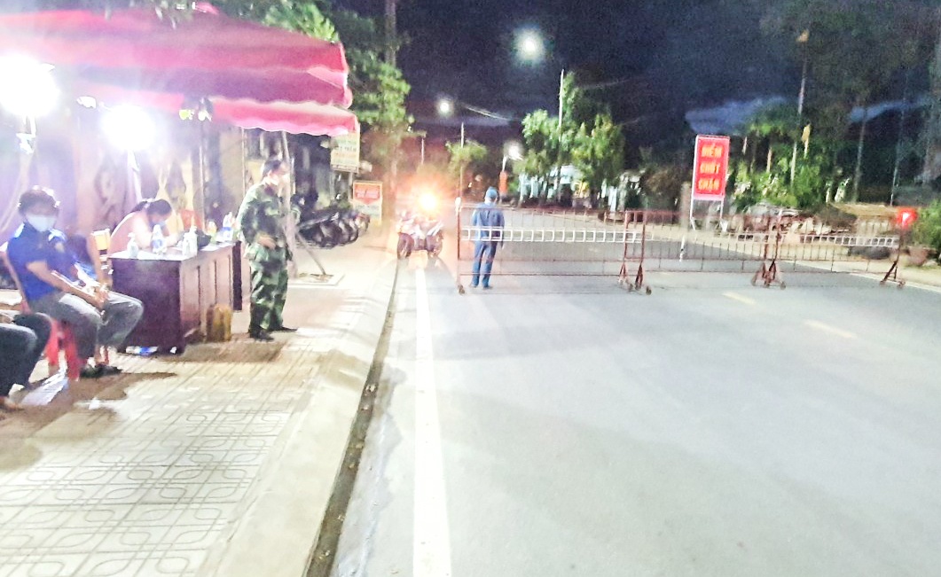 tim nguoi lam viec cung benh nhan 614 anh 1