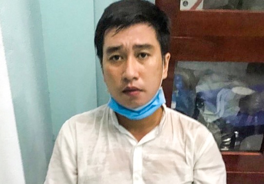 Phat hien ke trom khi dua di cach ly phong Covid-19 hinh anh