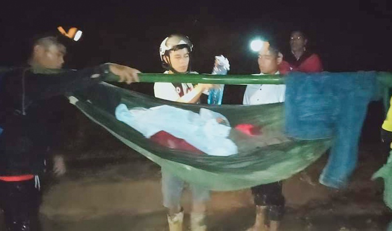 Khieng benh nhan vuot 37 km di cap cuu hinh anh