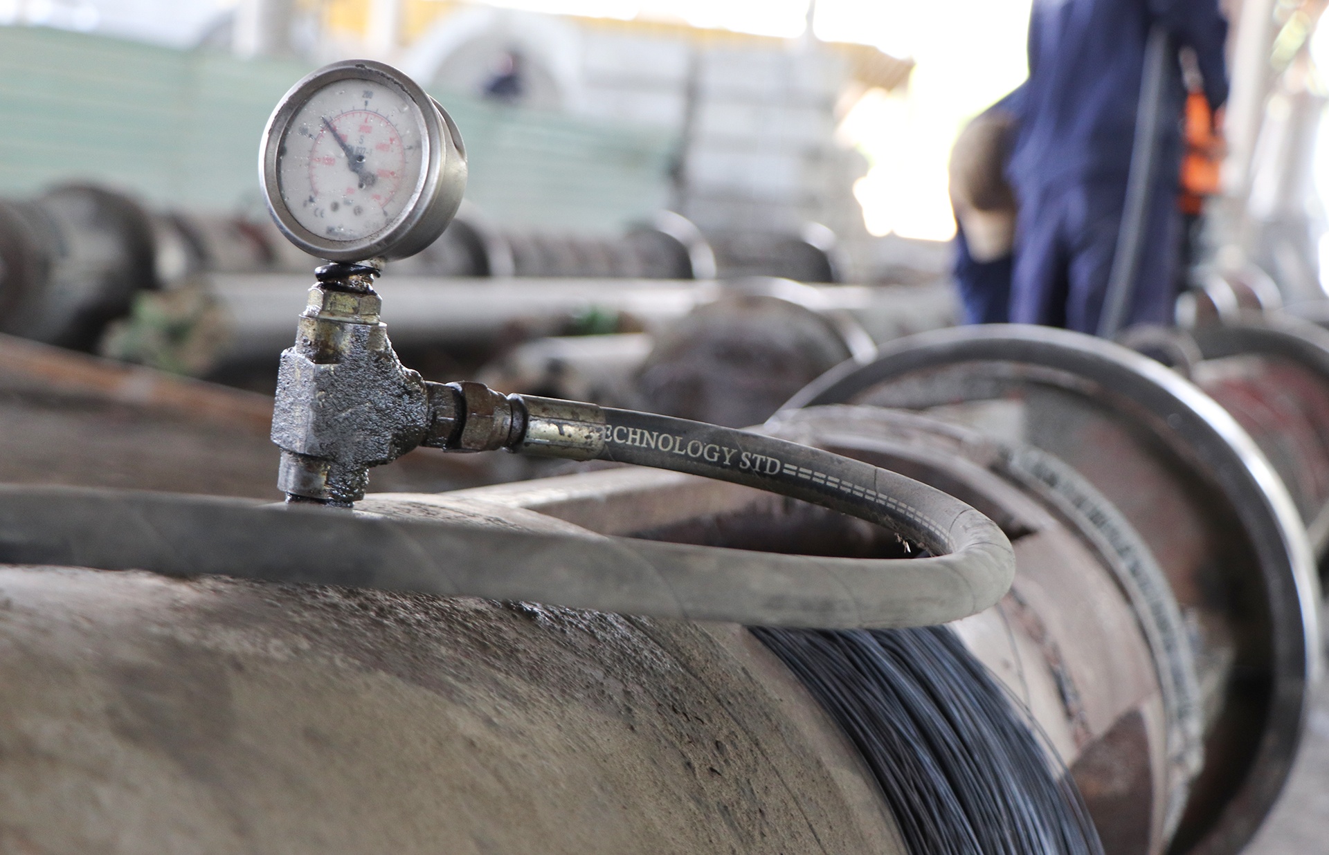 quy trinh lam cot dien du ung luc anh 8