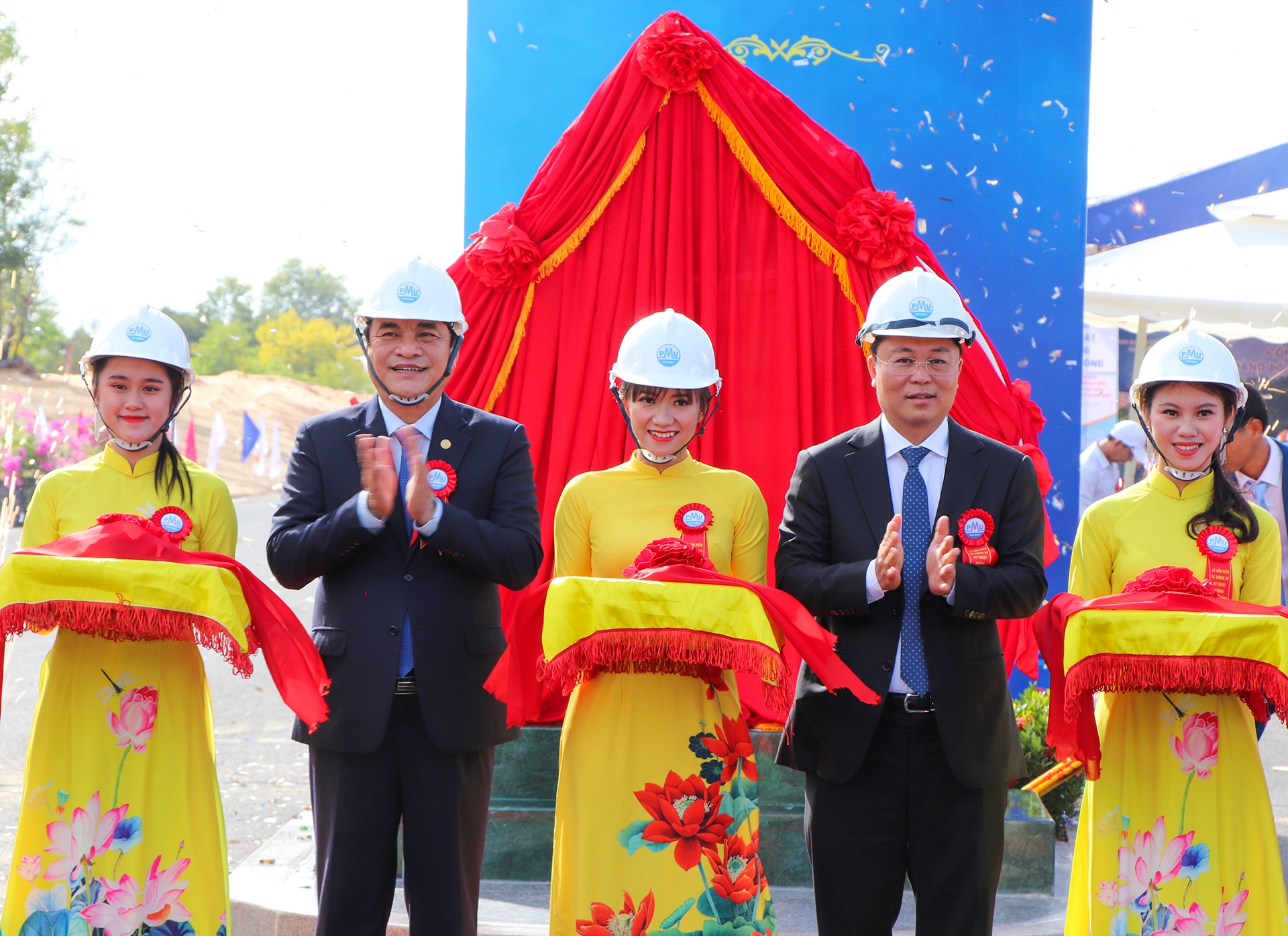 thong xe tuyen duong 1.500 ty anh 1