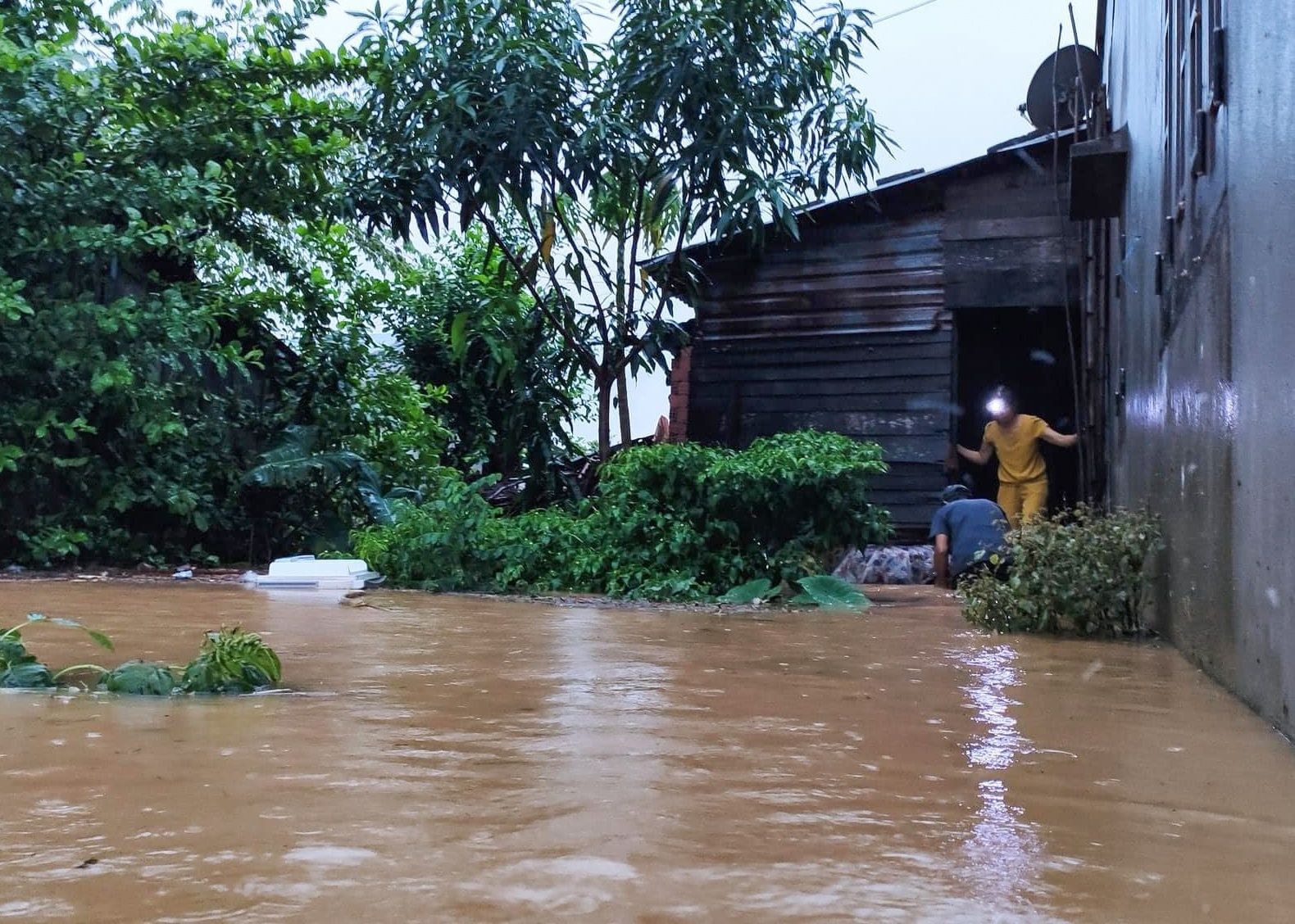 mua lu ky luc o mien trung anh 2