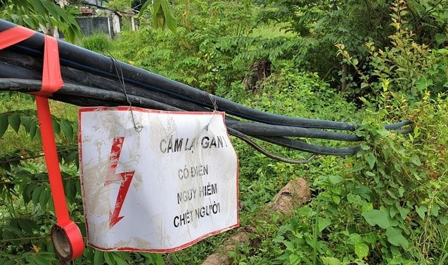 Tu vong vi day cau vuong luoi dien cao the hinh anh