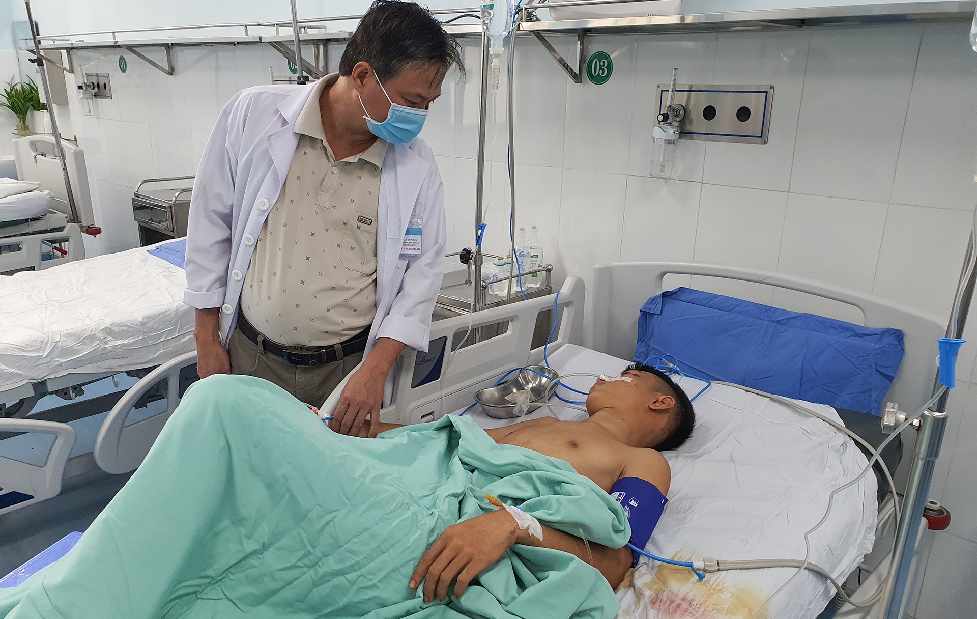 nam thanh niên bị bắn bởi súng hoa cải ảnh 1 nam thanh nien bi ban boi sung hoa cai anh 1