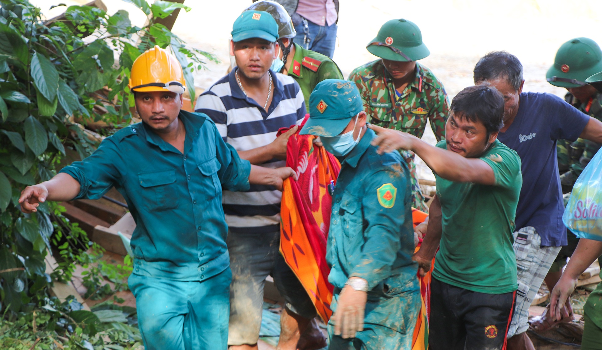 Phat hien them mot thi the o Tra Leng hinh anh