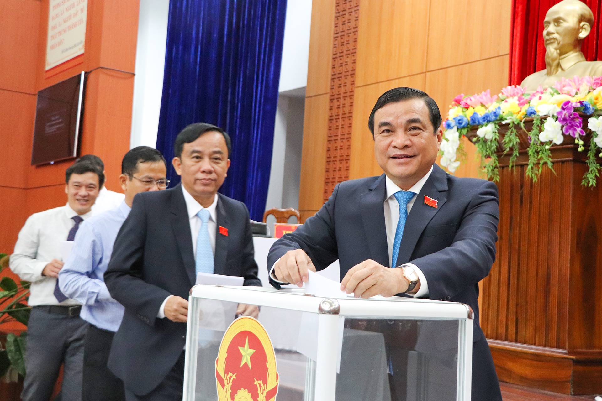 Quang Nam co tan pho chu tich tinh anh 1