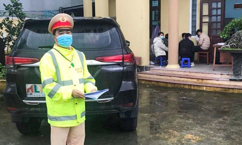 Giam doc Cong an Da Nang noi ve vu tai xe tu tu trong khu cach ly hinh anh