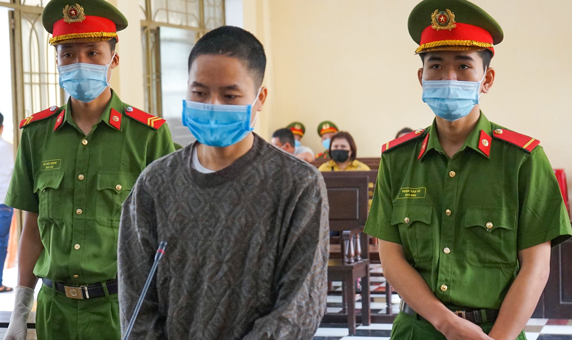 Linh 2 nam tu vi dam chet quan ly bai vang hinh anh