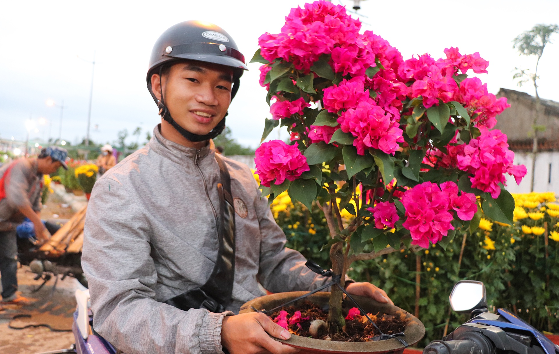 Cho hoa Tet ngay cuoi nam o Quang Nam hinh anh