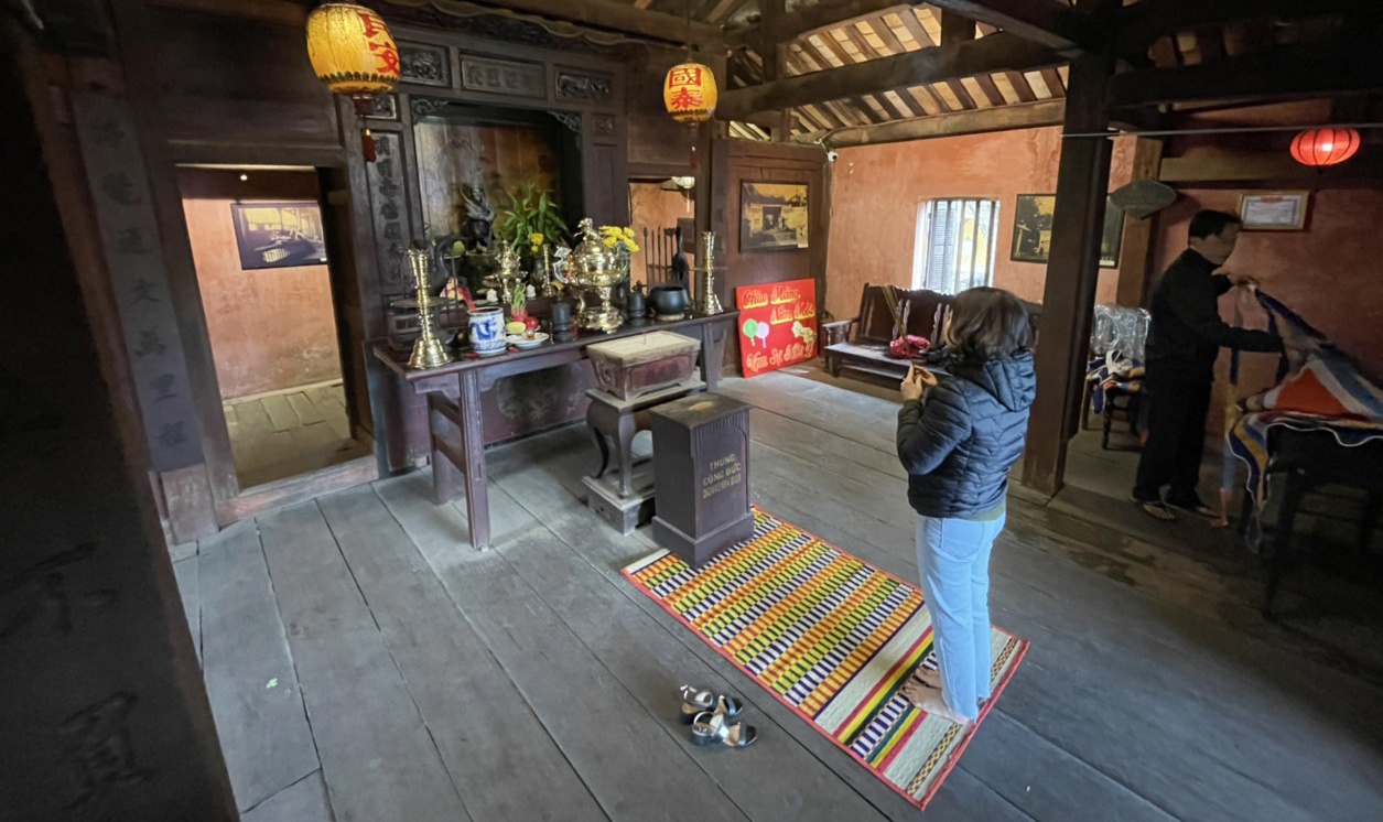 Hoi An vang khach ngay cuoi nam anh 5