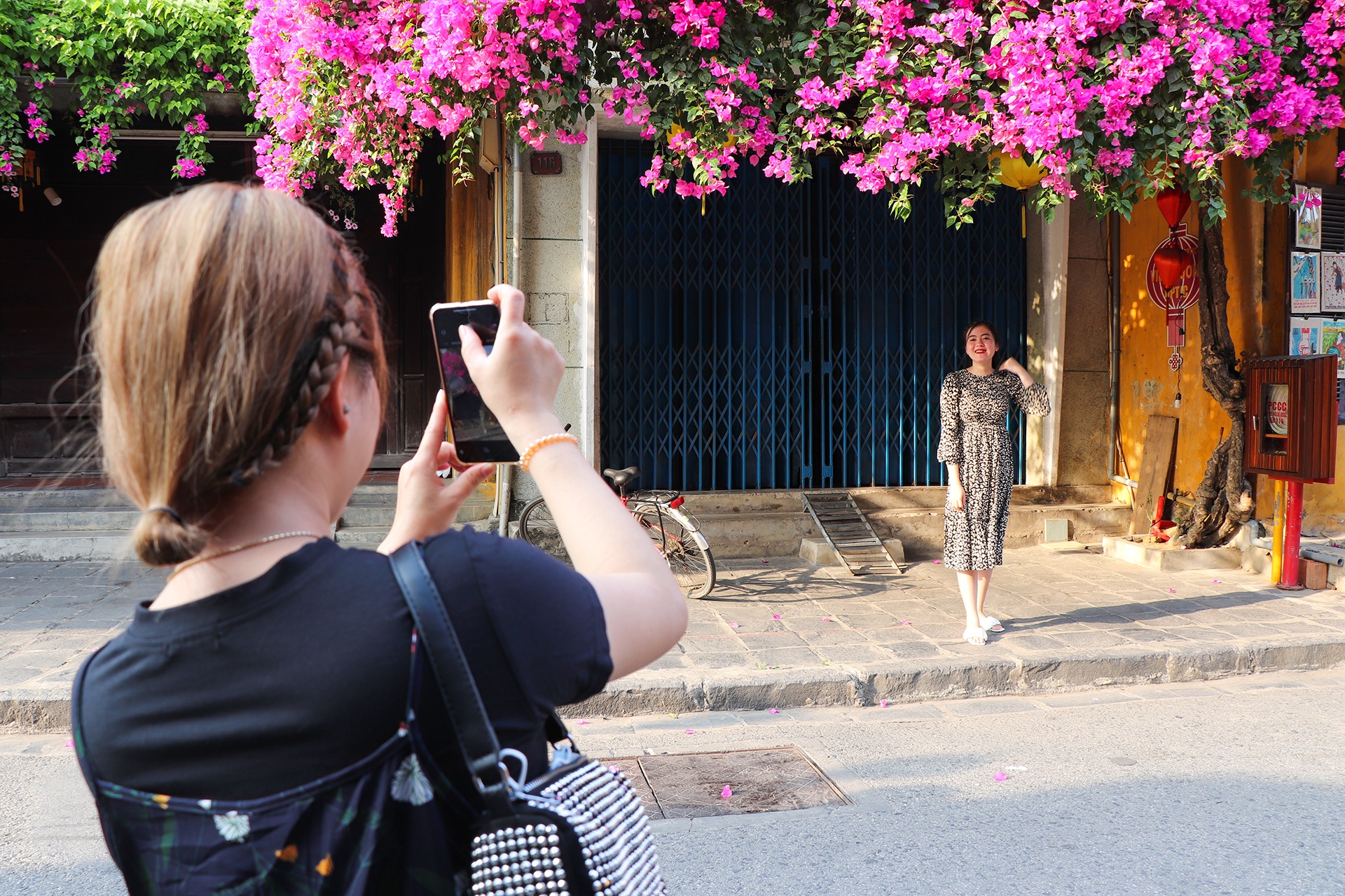 Hoi An kin khach ngay cuoi tuan anh 7