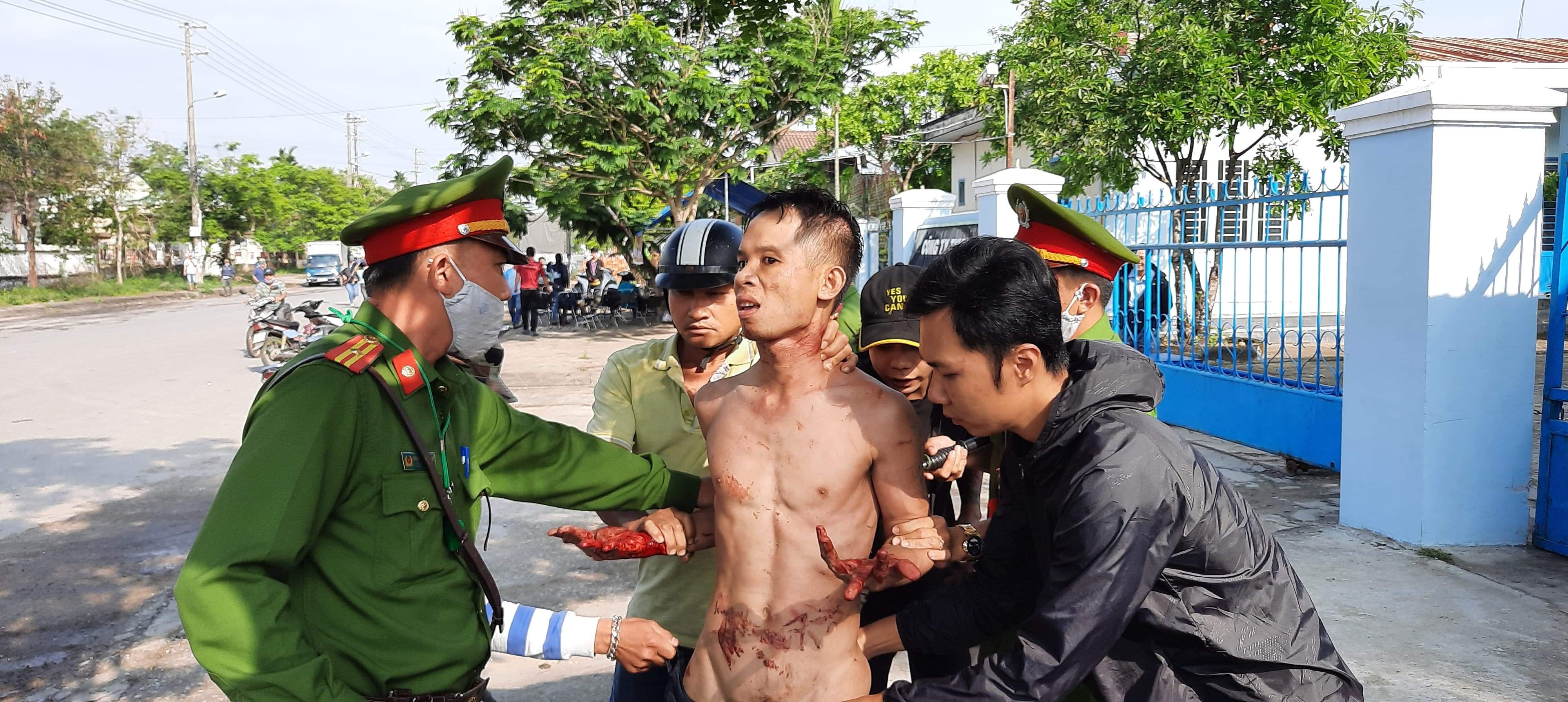 ngao da tu cat tay anh 1