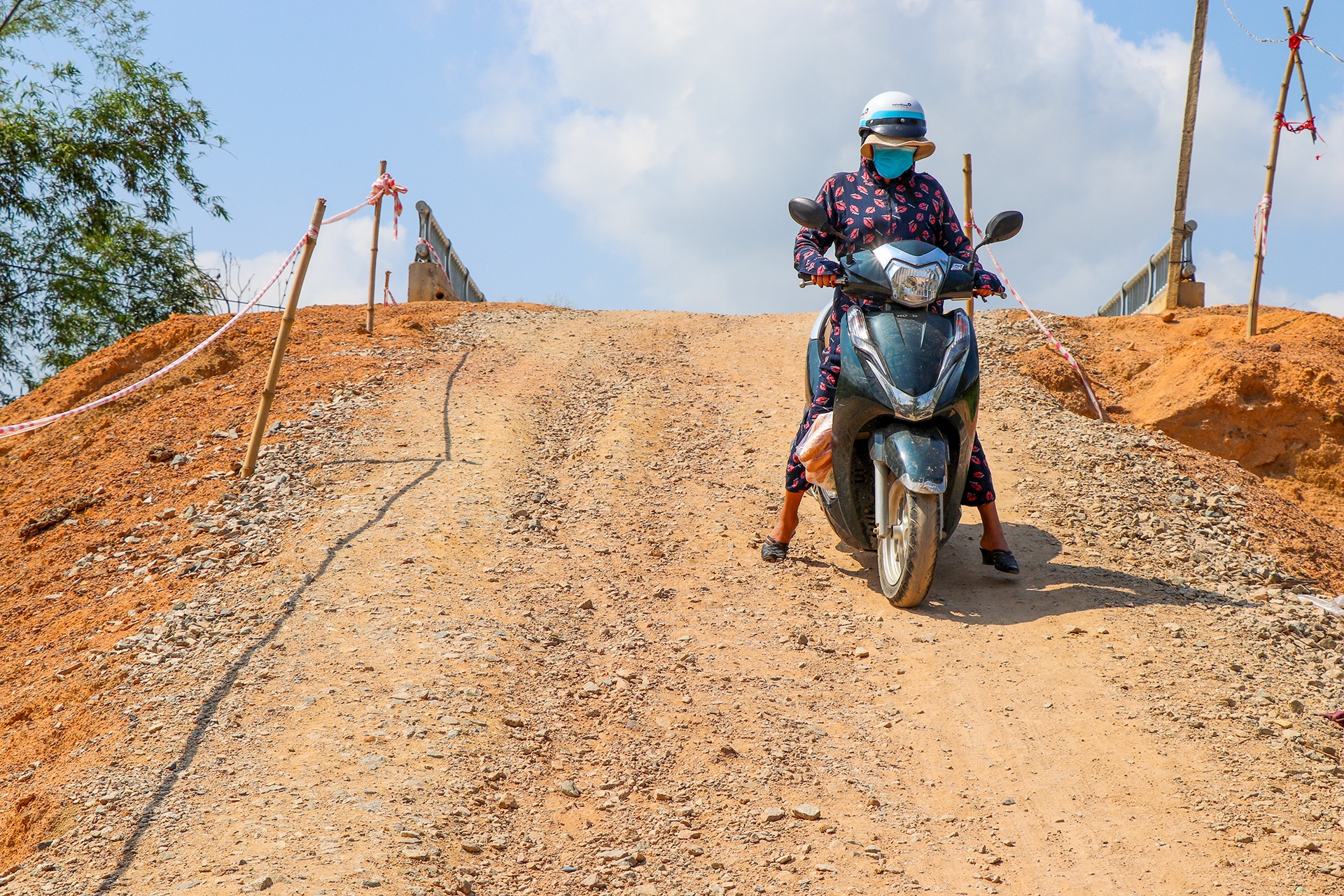 cau 51 ty khong co duong dan anh 6