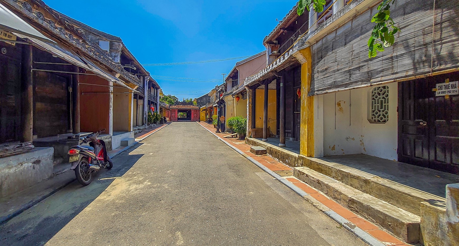Gan 90% nha hang, quan an o Hoi An dong cua vi dich Covid-19 hinh anh