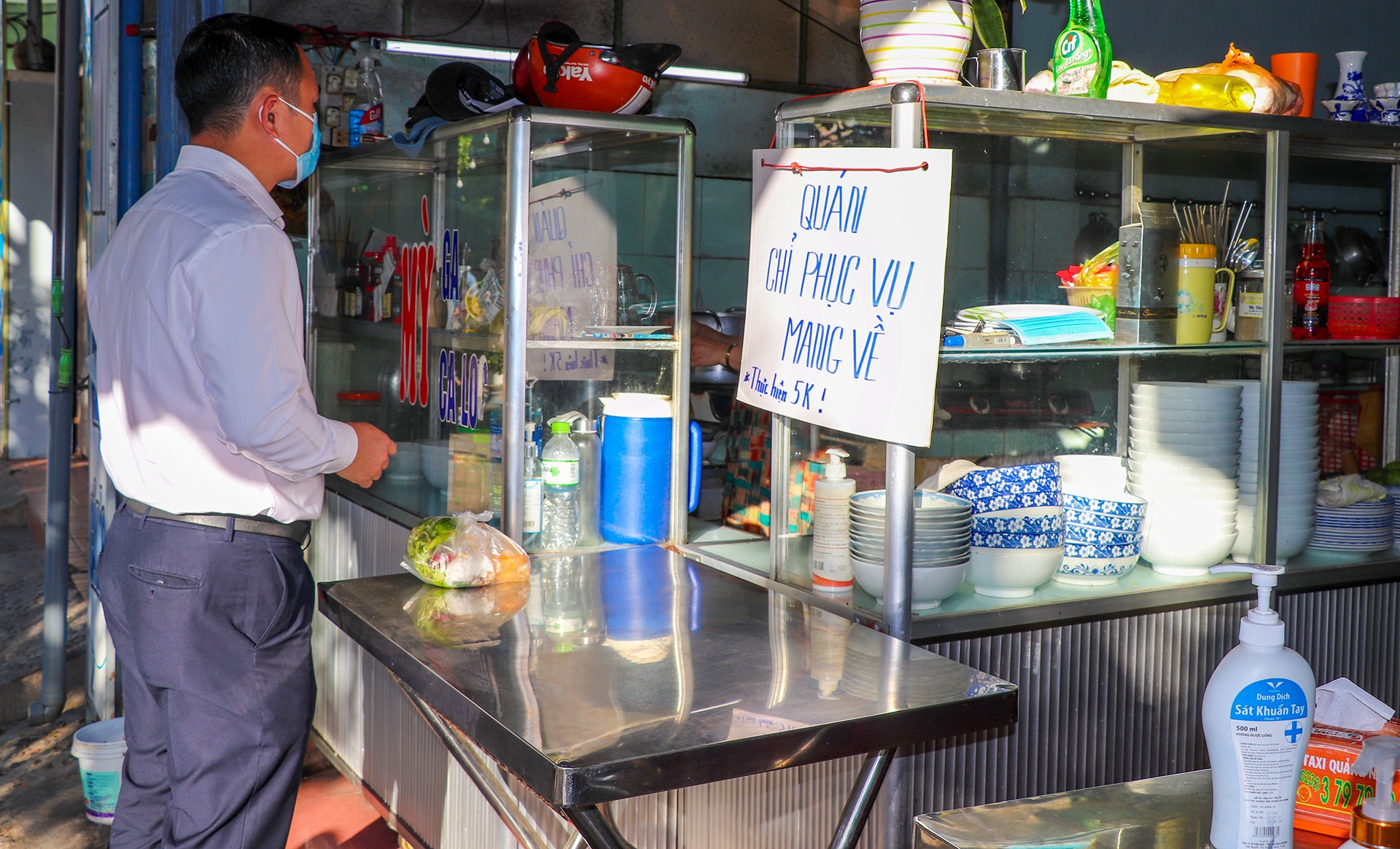 TP Tam Ky yeu cau nguoi dan khong ra duong anh 3