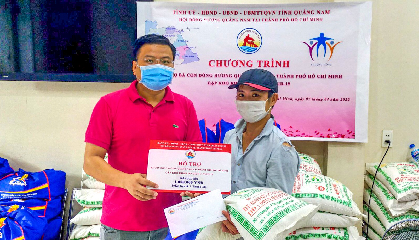 mua ve may bay giup nguoi dan anh 2