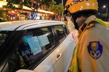 Quang Nam thong tin viec cho Bi thu Tam Ky dung oto dua con di Noi Bai hinh anh