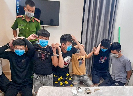 9 thanh nien su dung ma tuy trong homestay anh 1