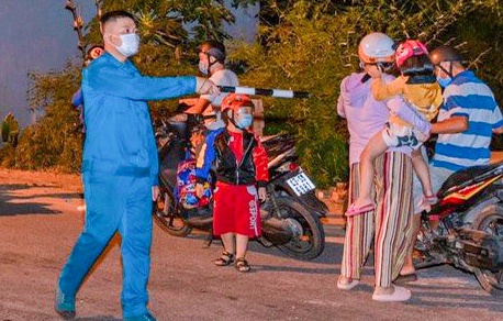 Khoi to them mot vu an lay lan dich Covid-19 tai Quang Nam hinh anh