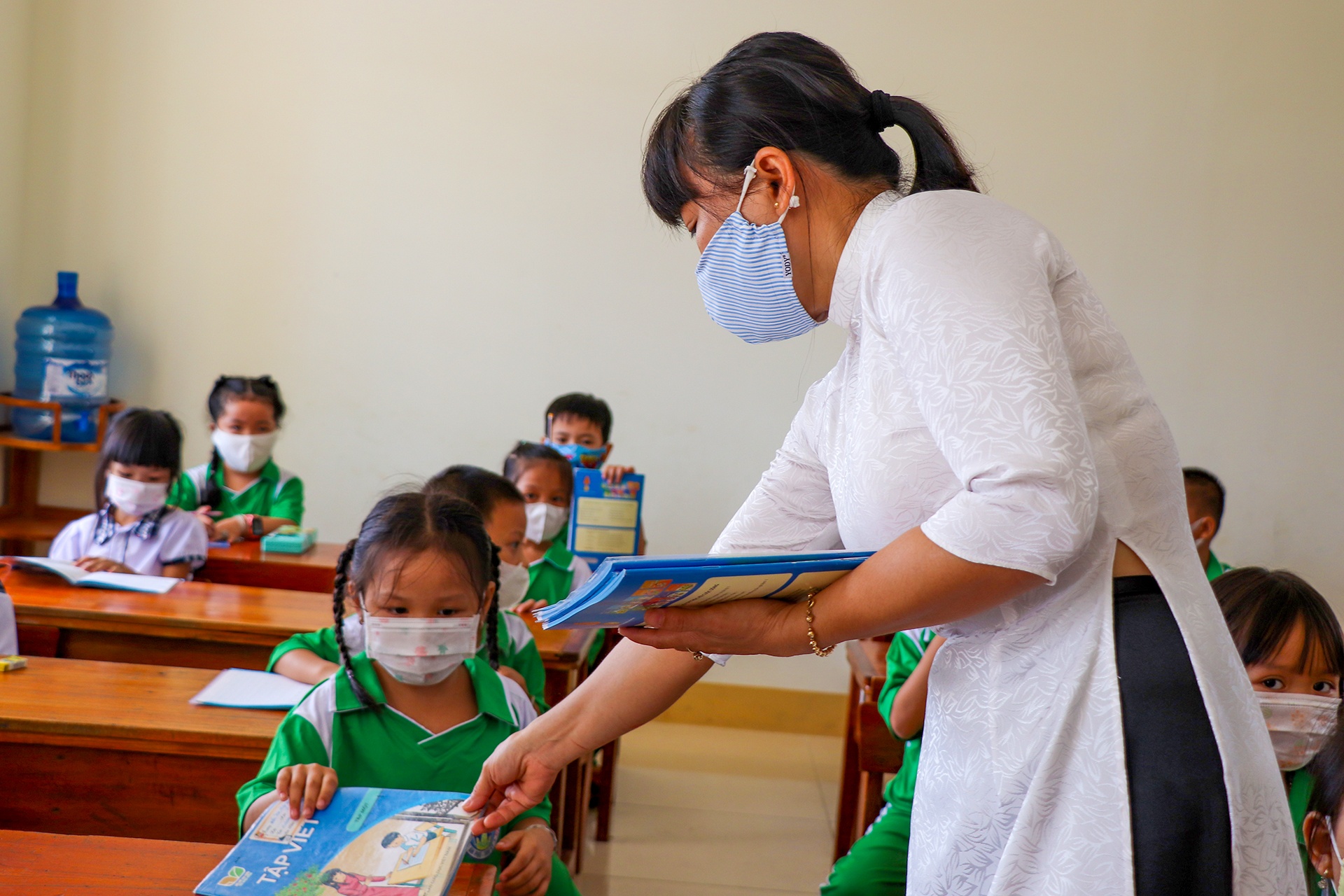 Tu vung dich tro ve Quang Nam, hang tram tre duoc nhap hoc hinh anh