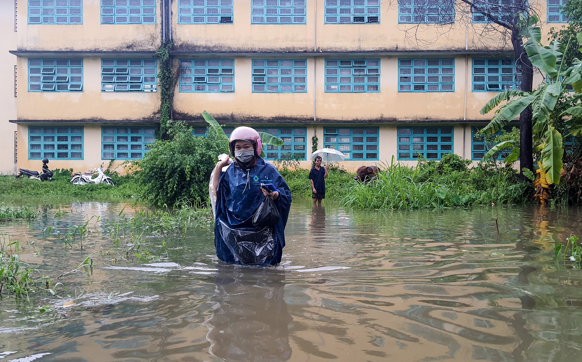 Khu dan cu tai Tam Ky ngap sau do mua lon anh 1