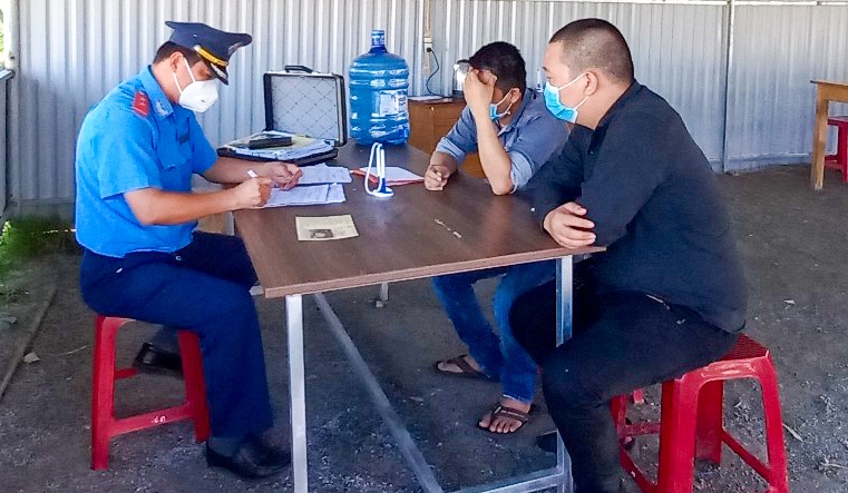 tài xế chở người từ vùng dịch ảnh 1 tai xe cho nguoi tu vung dich anh 1