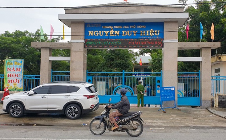 25 hoc sinh la F0, mot truong tai Quang Nam tam nghi hinh anh