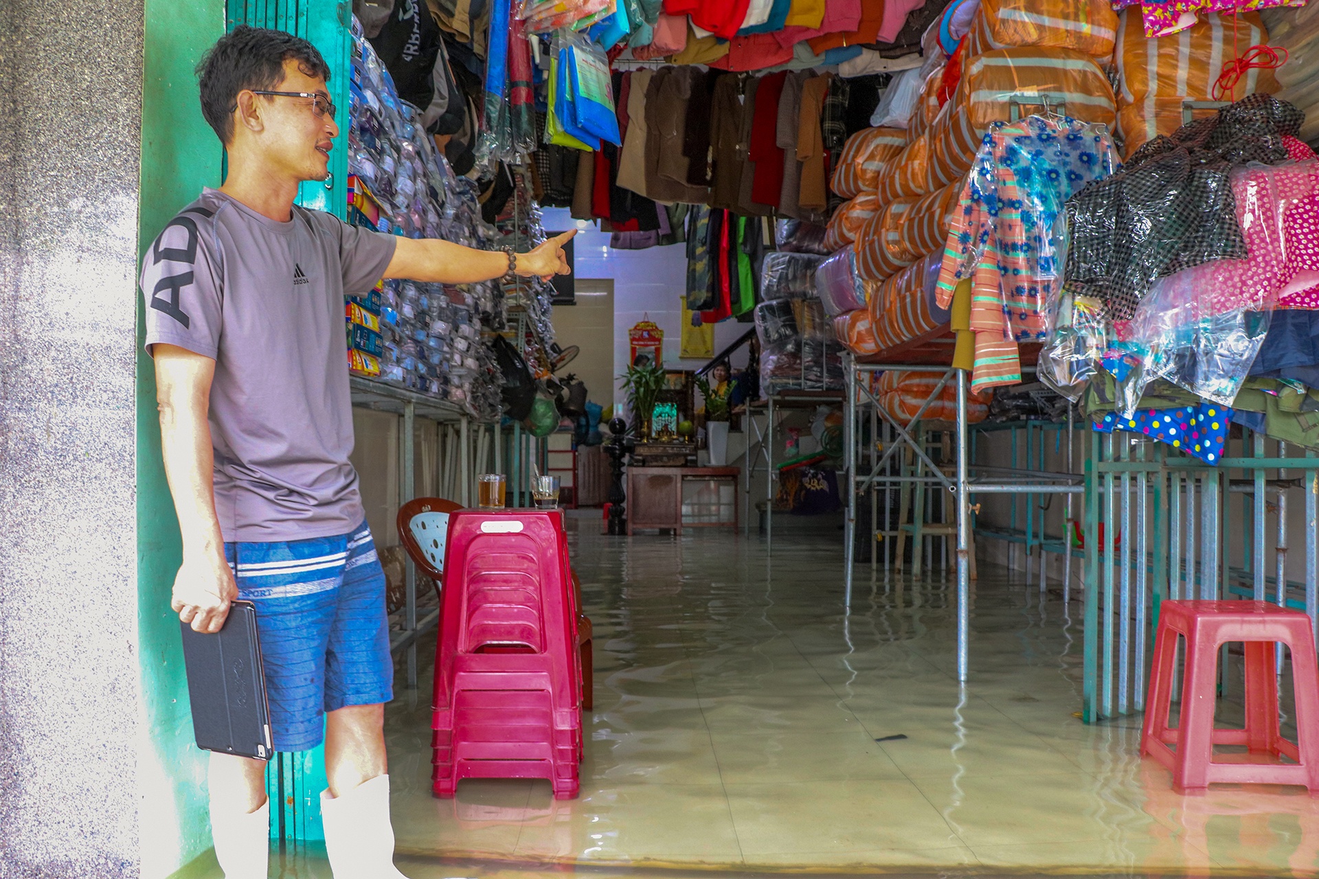 TP Tam Ky ngap trong bien nuoc anh 4