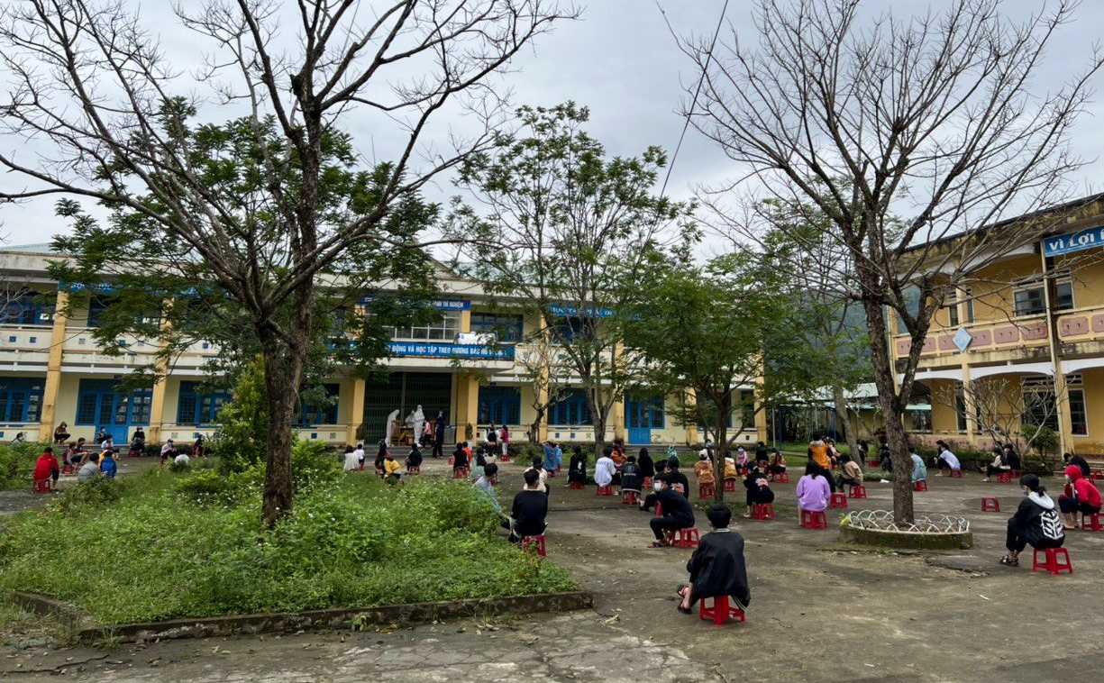 14 nguoi trong truong hoc duong tinh SARS-CoV-2 anh 1