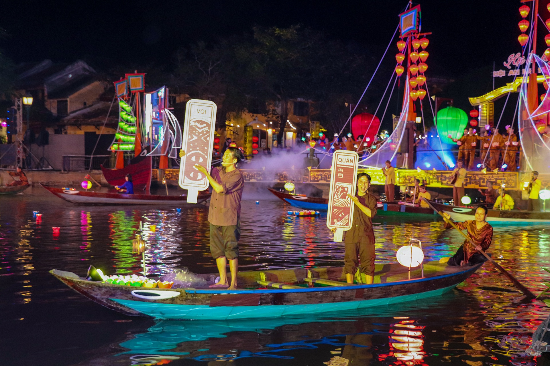 Hoi An dung nhieu chuong trinh chao nam moi vi dich Covid-19 phuc tap hinh anh