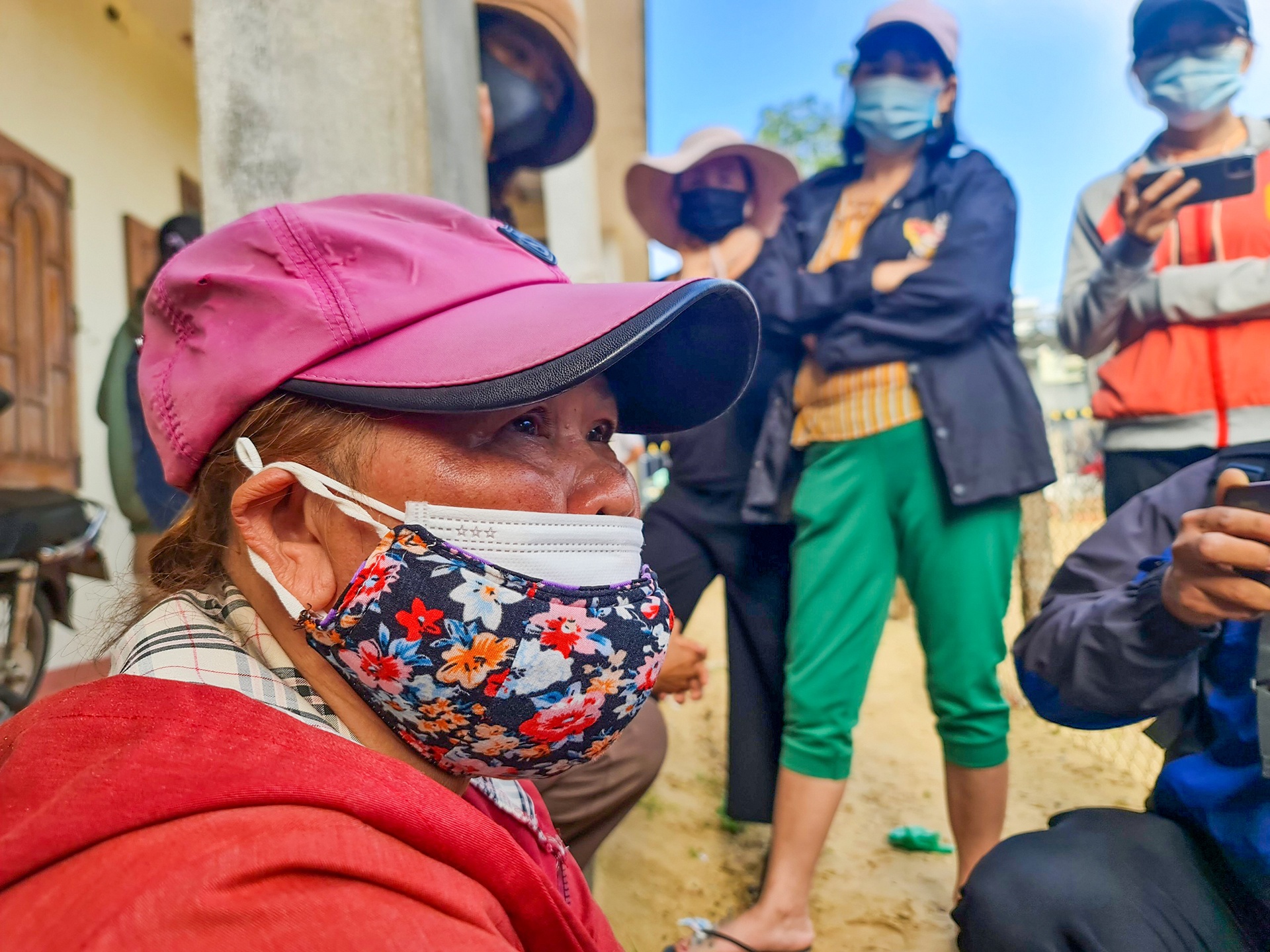 Ba ngoai be gai bi cha nem xuong song: 'Khong ngo no nhan tam nhu vay' hinh anh