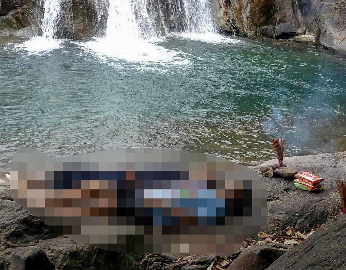 2 hoc sinh tu vong do duoi nuoc anh 1